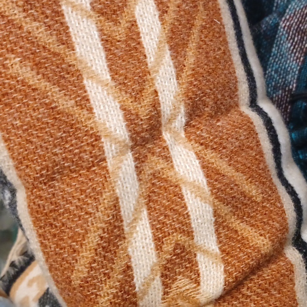 NEW !Bohemian Fringe Poncho - Picture 3 of 3